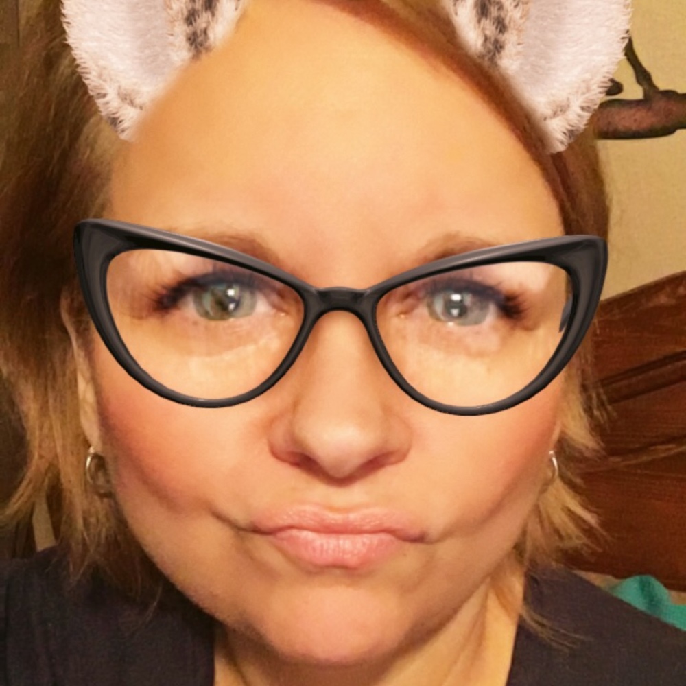 Meet your Posher, Sheri